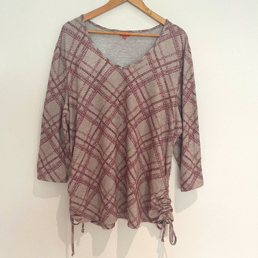 Iyla Woman Gray/Maroon Stretch Cinch Tie Sides 3/4 Sleeve Pullover Top Size 2X